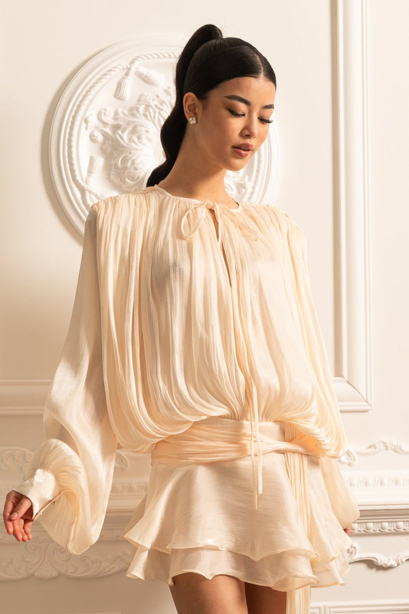 Robe drapée à manches longues avec mini-jupe et ceinture froncée - Ivoire